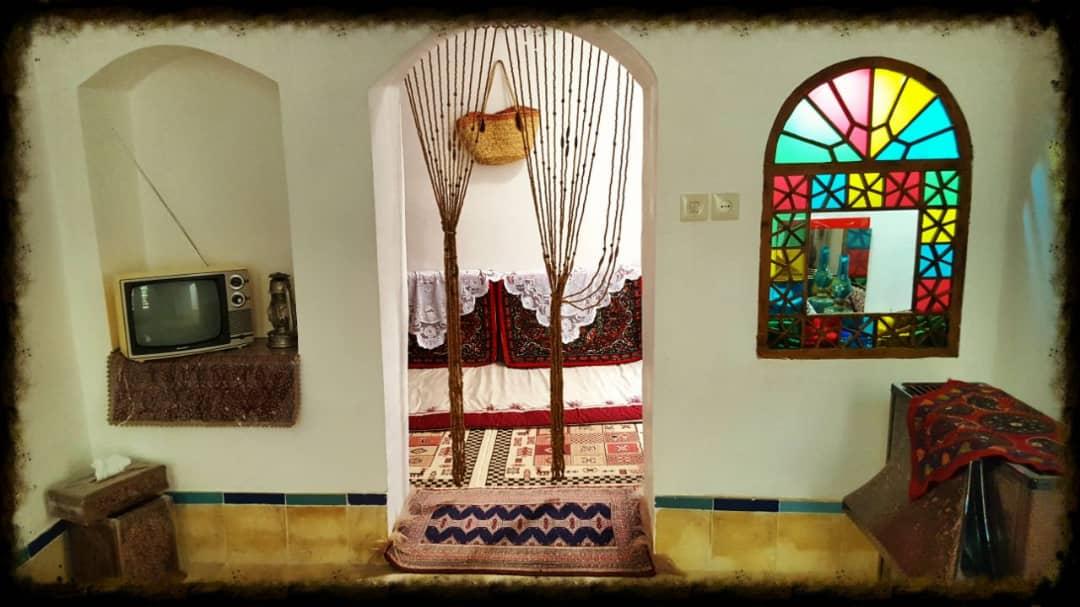 اجاره اقامتگاه سرای مهرگرد در مهریز یزد