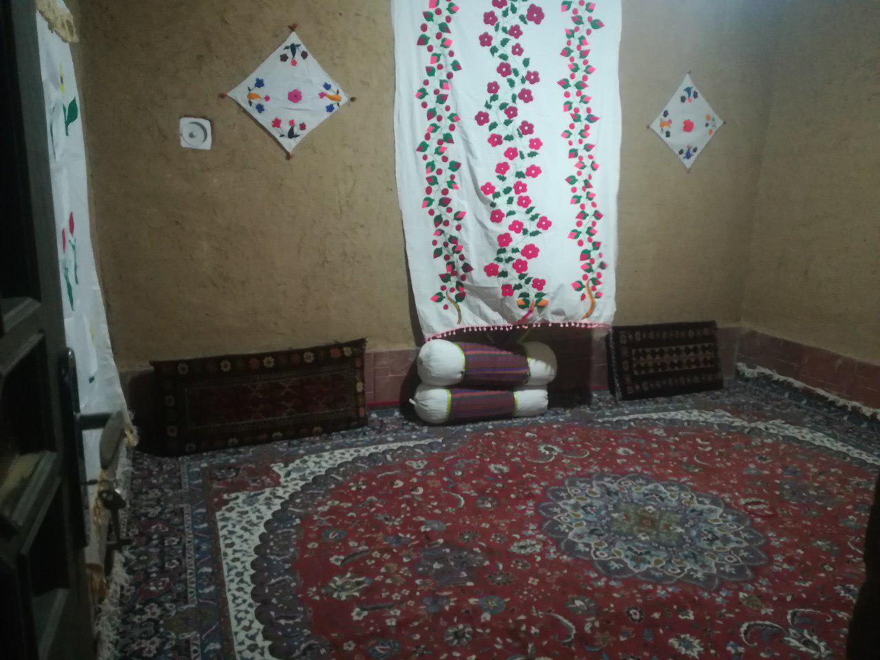 اجاره اقامتگاه بوم گردی بابا اکبر در باخرز