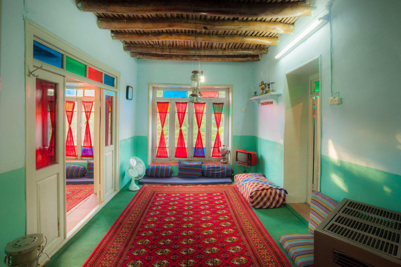 اجاره اقامتگاه بوم گردی چشمه سبز در گلمکان