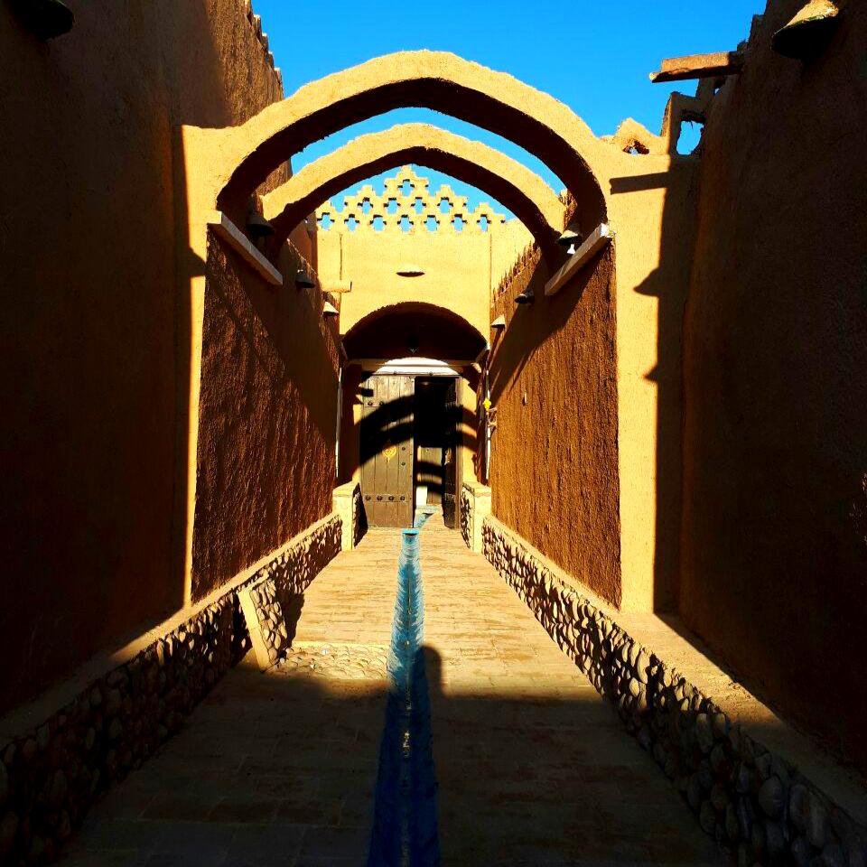 اقامتگاه بوم گردی عمو نوروز در طبس