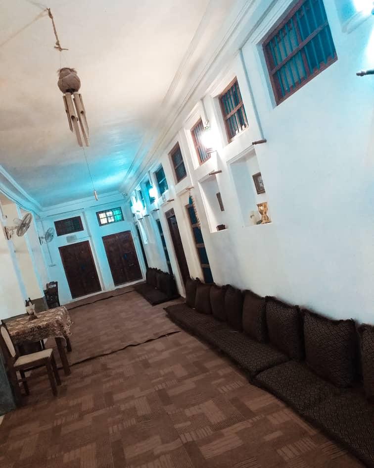 اقامتگاه بوم گردی یونسی بندر کنگ