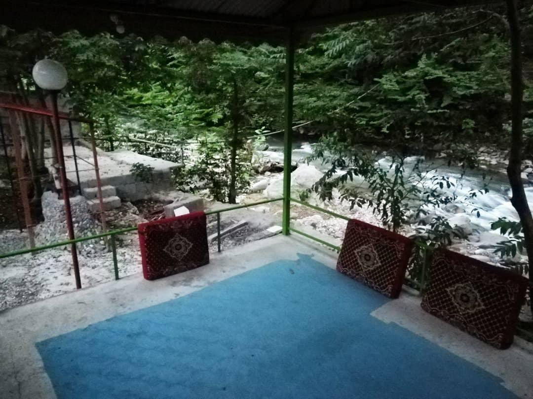 ویلا جنگلی دوبلکس با آلاچیق مسقف بر رودخانه اسالم