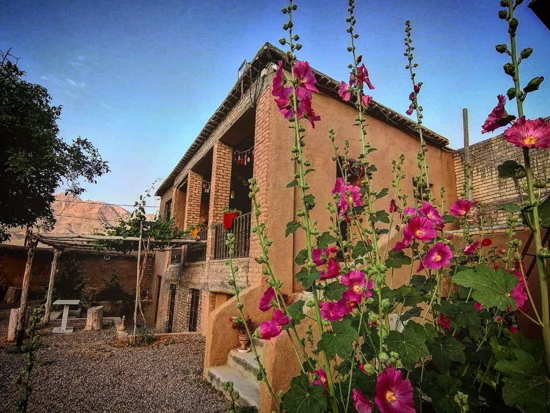 اجاره اقامتگاه بوم گردی آژند در بوانات