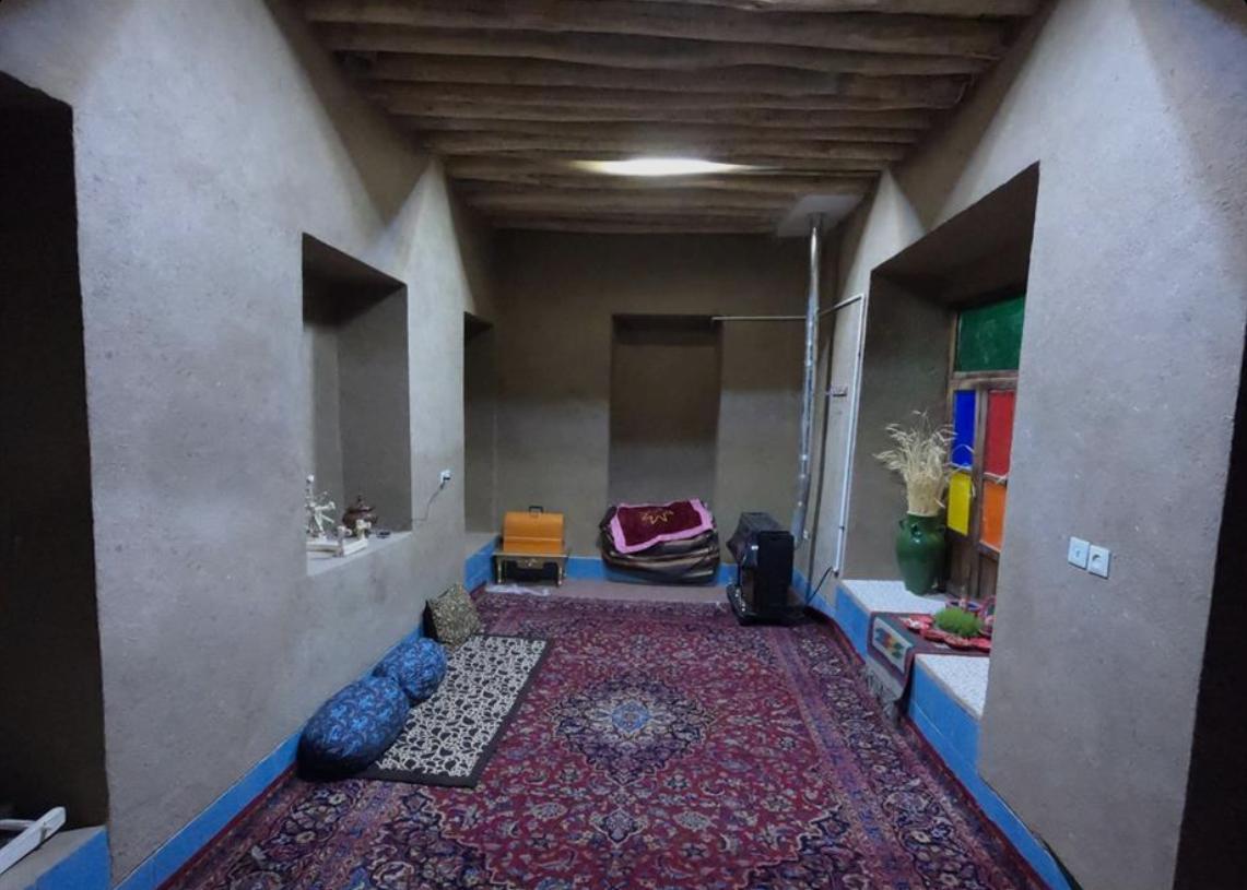 اقامتگاه بوم گردی اشینه در سمیرم