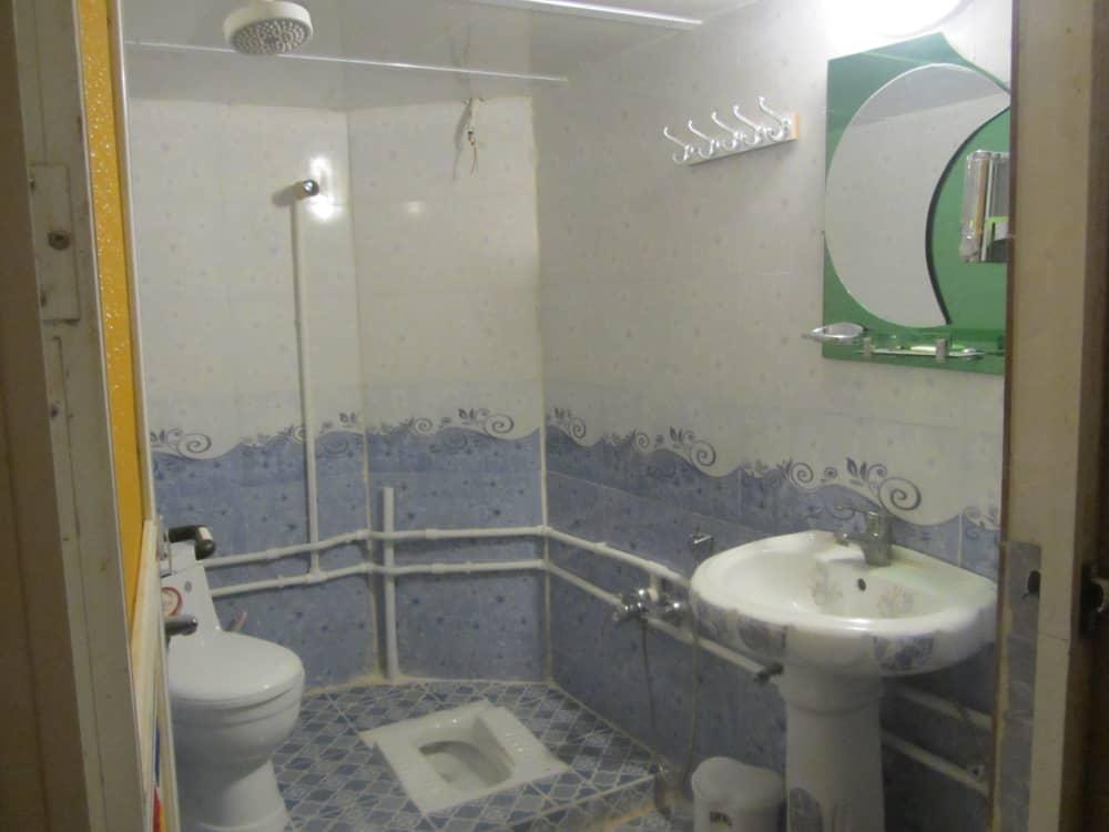 اقامتگاه بوم گردی اشینه در سمیرم