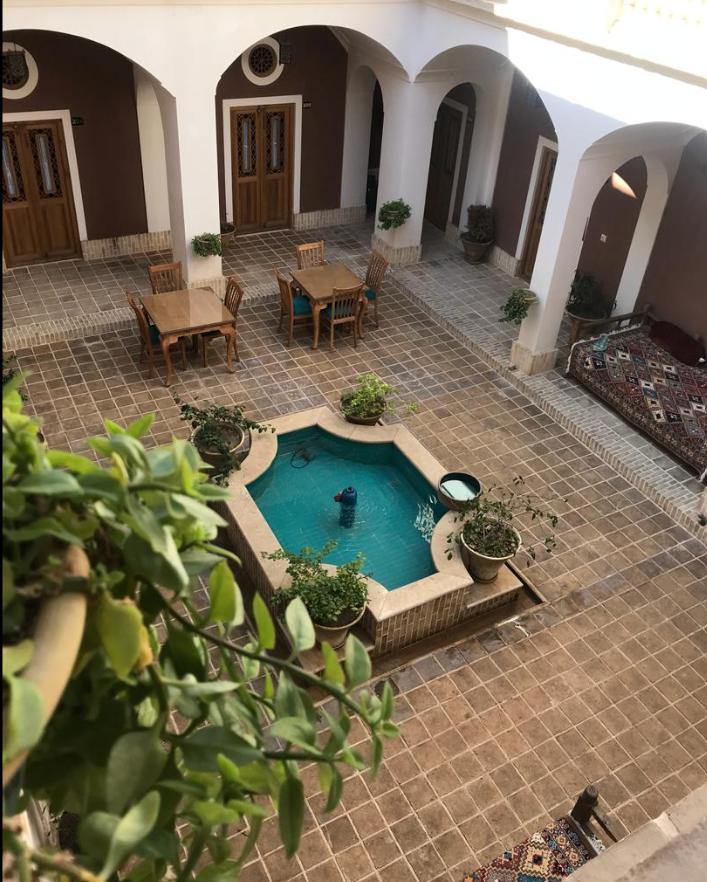 رزرو اقامتگاه سنتی سرای بابا افضل در کاشان