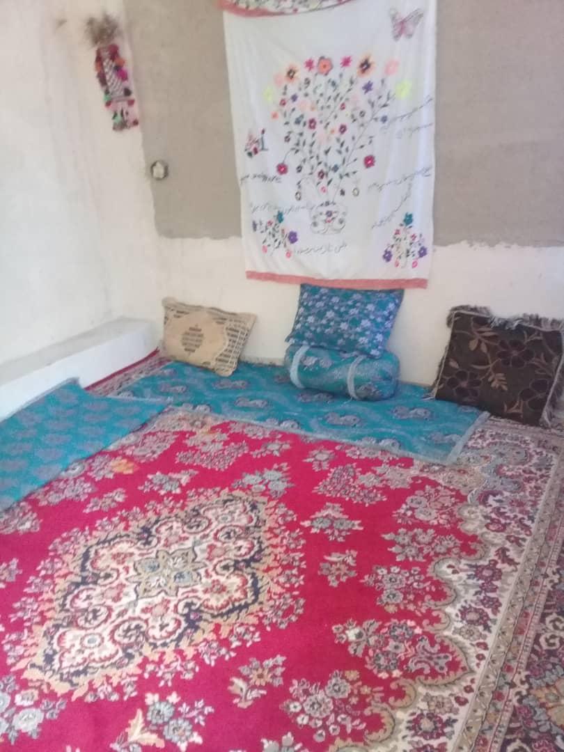 اجاره اقامتگاه بوم گردی باغ شریف در بافت