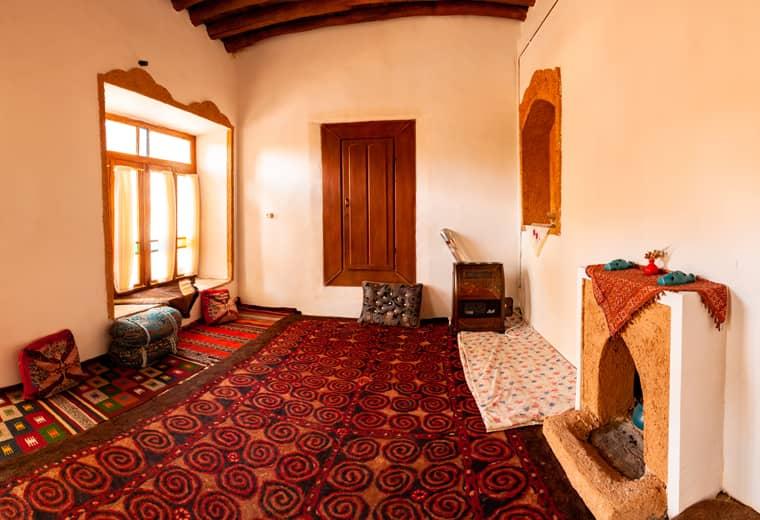 اقامتگاه بوم گردی نی چشمه در اقلید