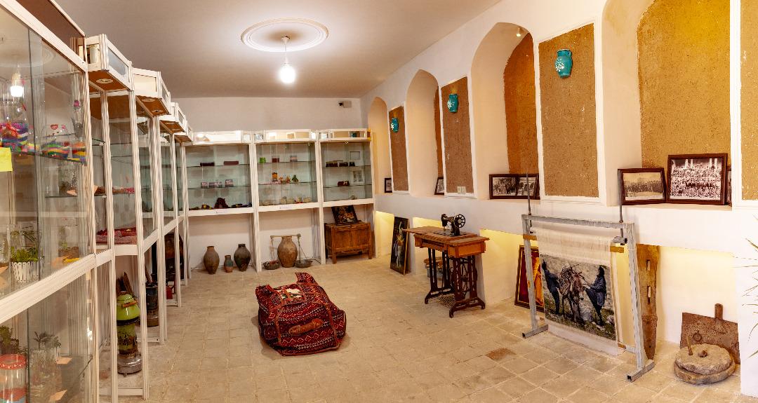 اقامتگاه بوم گردی نی چشمه در اقلید