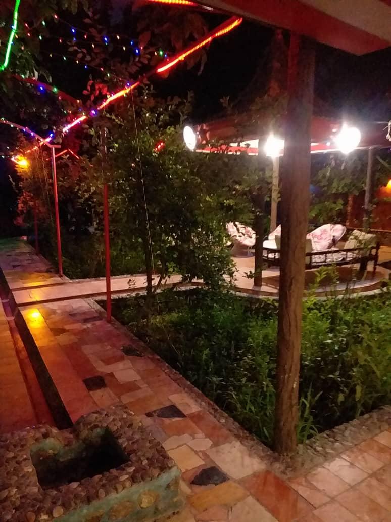 ویلا باغ بهادران با استخر سرپوشیده