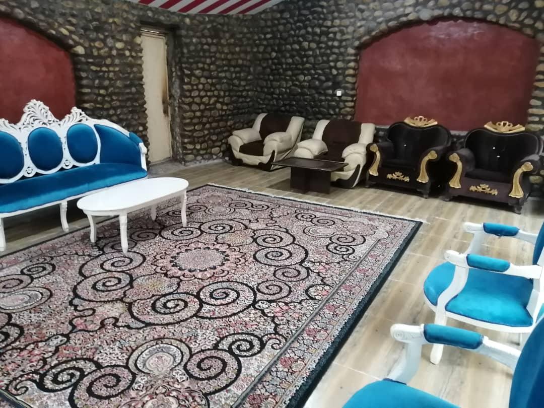 ویلا باغ بهادران با استخر سرپوشیده