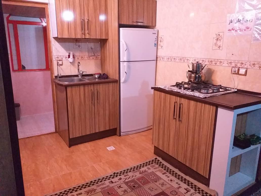 ویلا باغ بهادران با استخر سرپوشیده