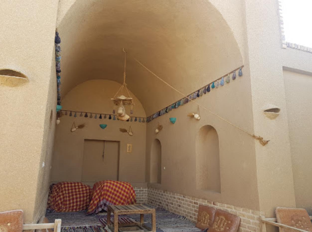 اجاره خانه سنتی در خور و بیابانک