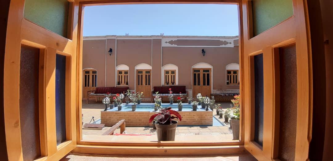 اجاره اقامتگاه بوم گردی ننه کلثوم در ابوزید آباد