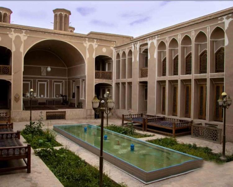 اجاره روزانه خانه سنتی امینی در یزد