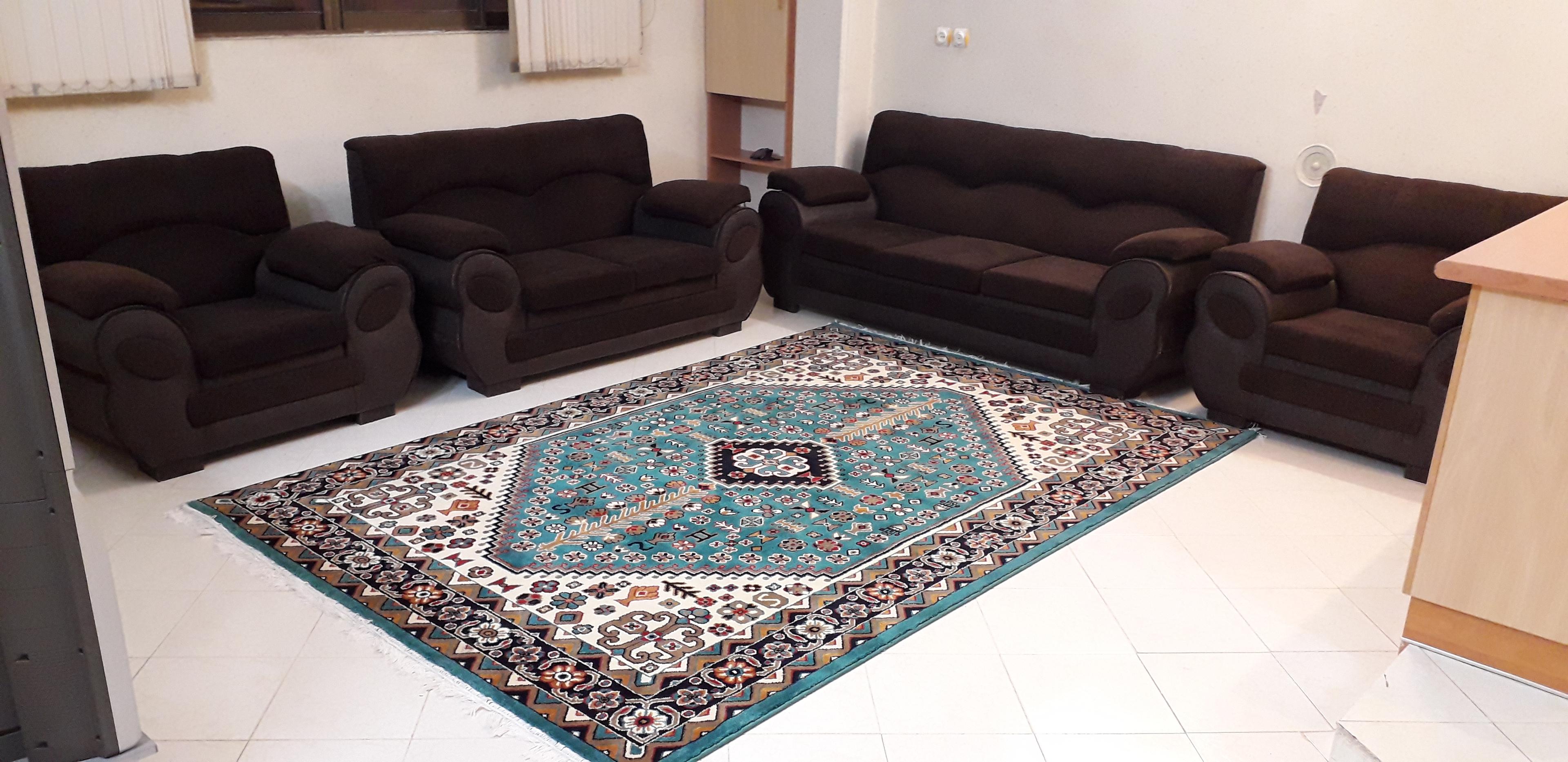 آپارتمان دوخواب طبقه اول مرکز شهر