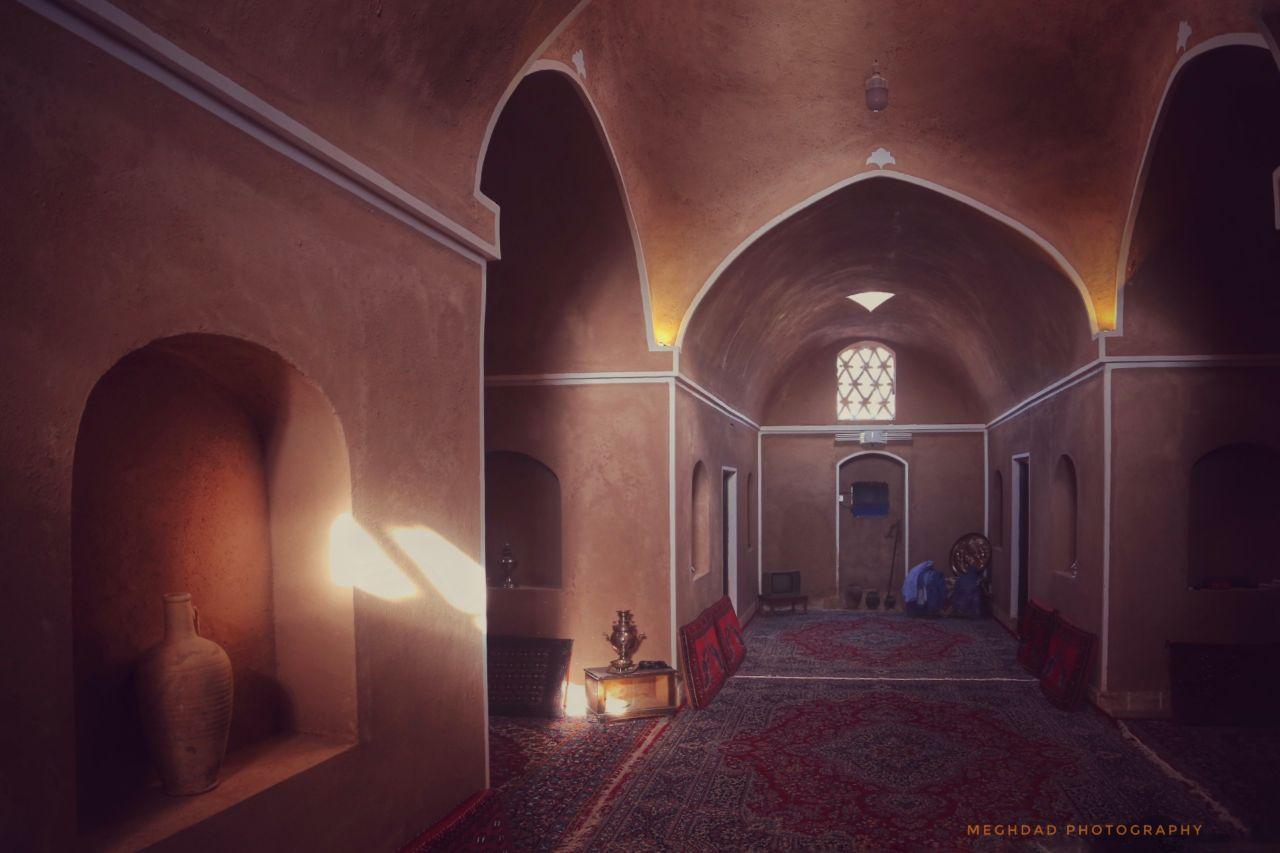 اجاره اقامتگاه بوم گردی لیلاز در اردستان