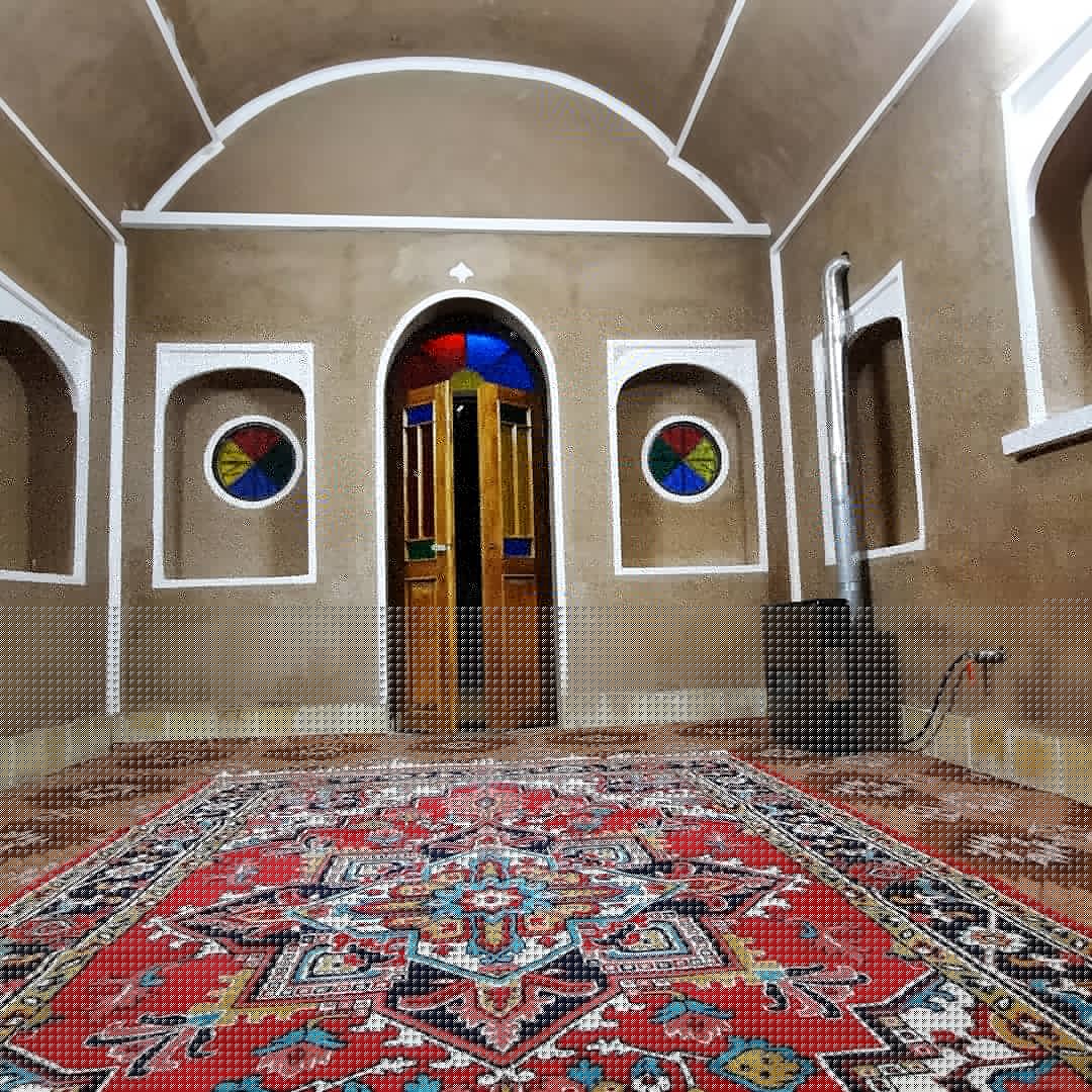 اجاره اقامتگاه بوم گردی لیلاز در اردستان