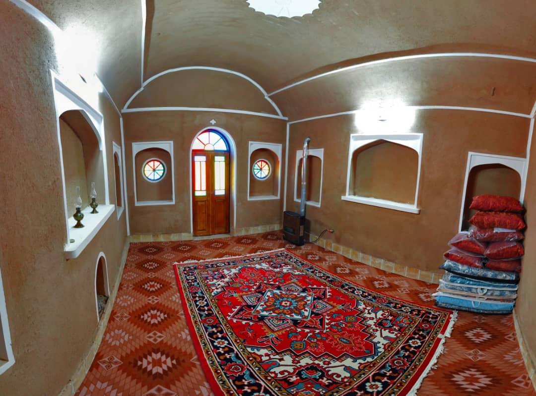 اجاره اقامتگاه بوم گردی لیلاز در اردستان