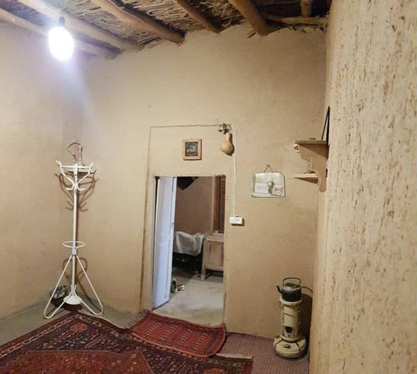 رزرو اقامتگاه بوم گردی موبد در آباده