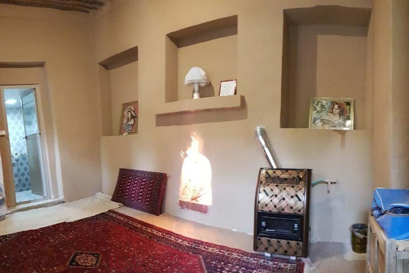 رزرو اقامتگاه بوم گردی موبد در آباده