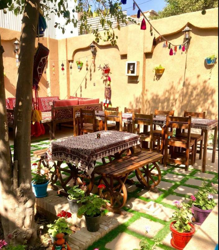 رزرو اقامتگاه بوم گردی ترنجستان در شیراز