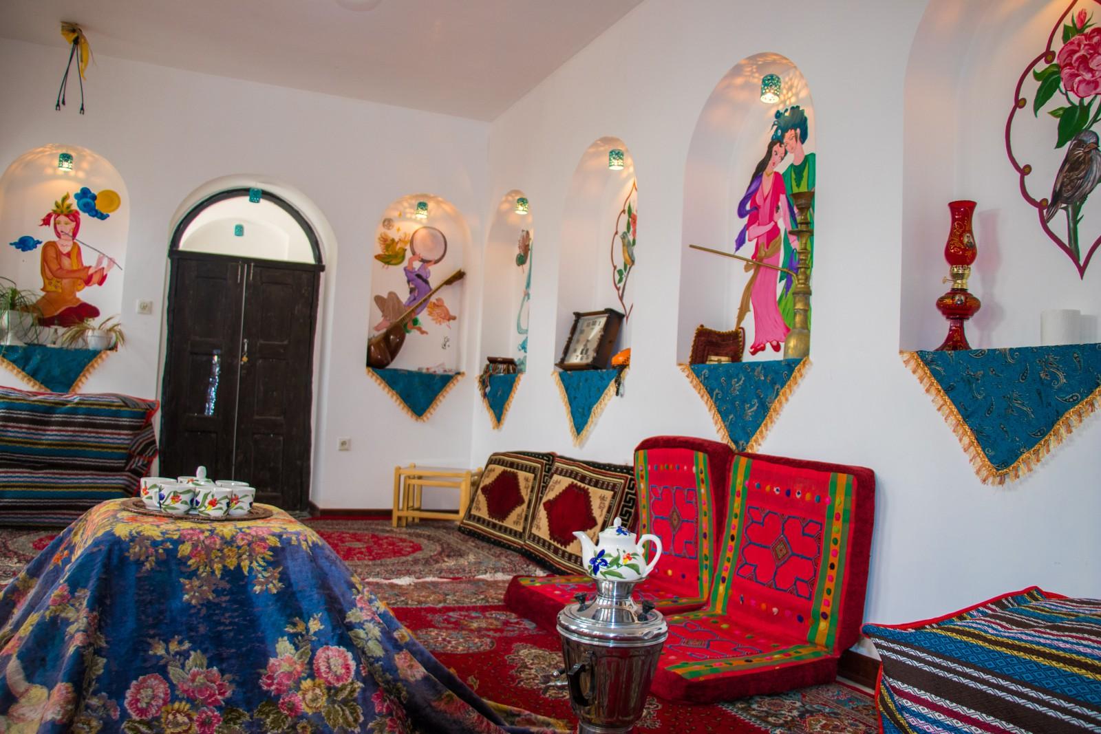 رزرو اقامتگاه بوم گردی ترنجستان در شیراز