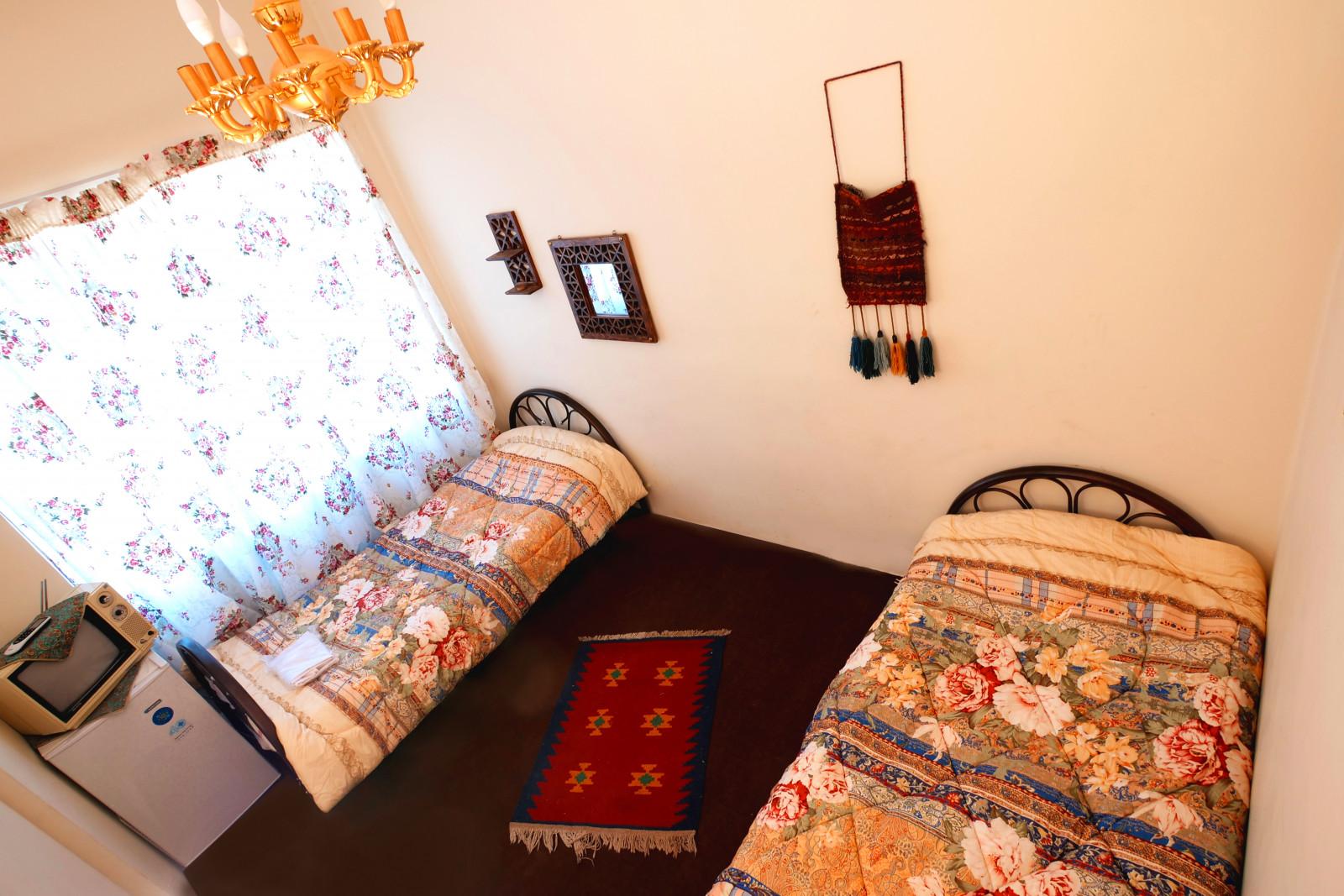 رزرو اقامتگاه بوم گردی ترنجستان در شیراز