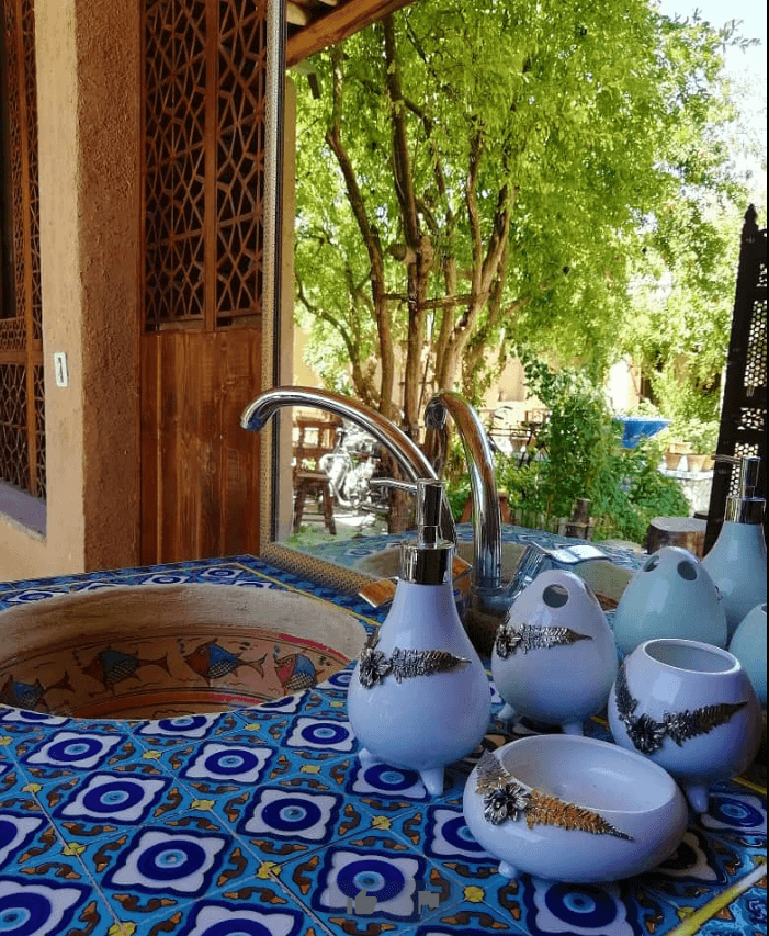 اجاره اقامتگاه بوم گردی نارستان در ارسنجان