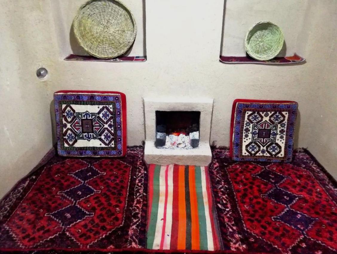 اجاره اقامتگاه بوم گردی نارستان در ارسنجان