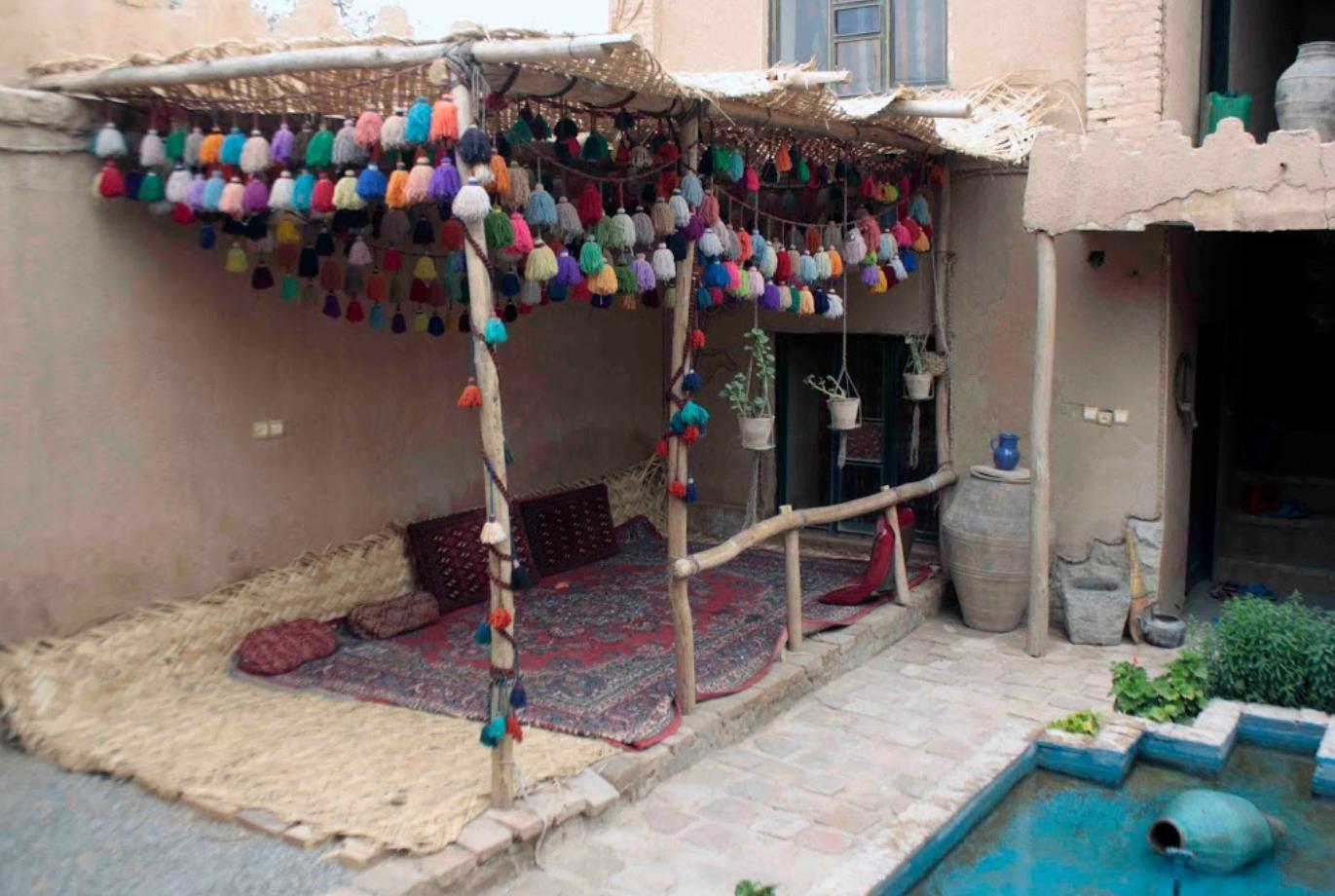 اقامتگاه بوم گردی کلبه آقامیر در پاسارگاد