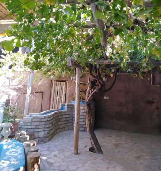 اقامتگاه بوم گردی هزار و یک شب خرم بید