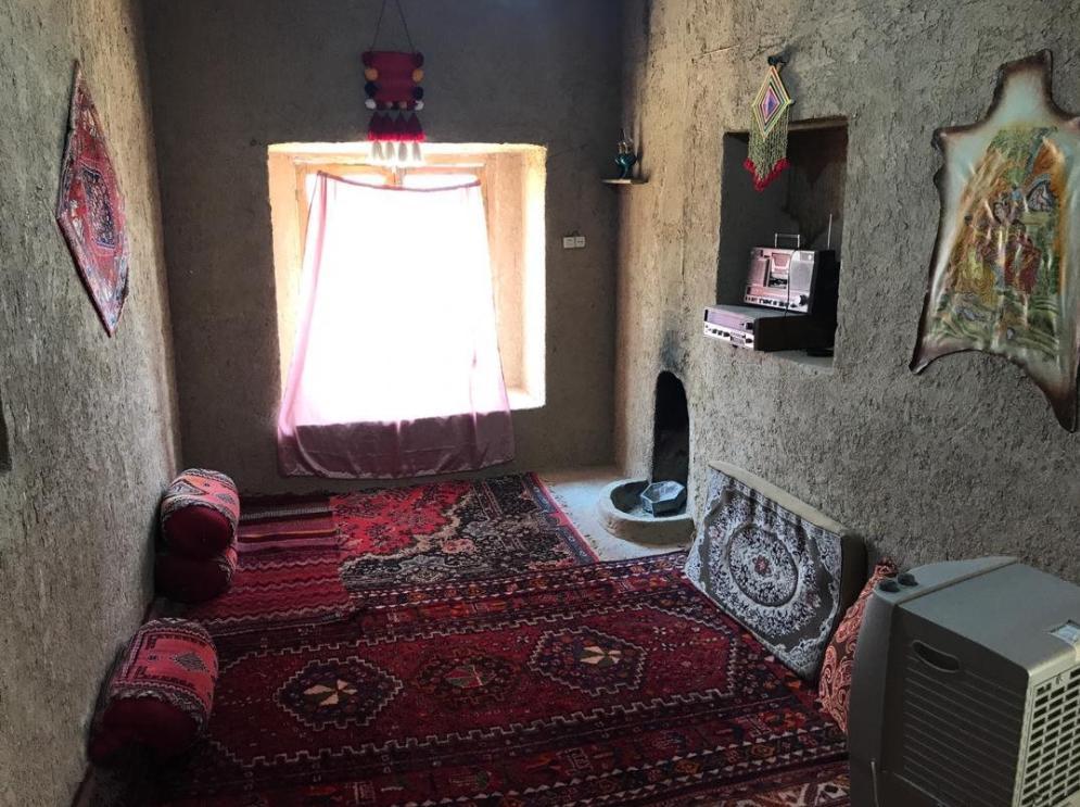 اجاره اقامتگاه بوم گردی سرای هما در سپیدان