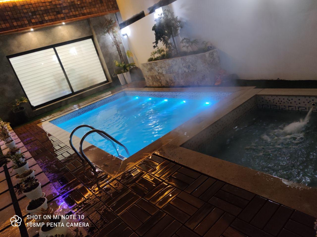 رزرو ویلای سوپرلوکس استخردار با جکوزی در محمود آباد