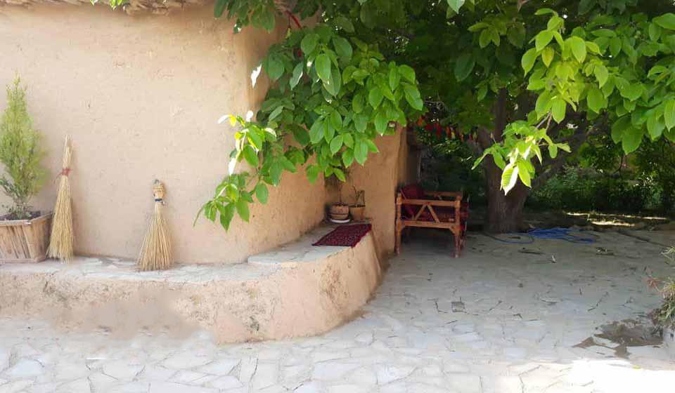 اقامتگاه بوم گردی بهشت جاوید فیروزآباد