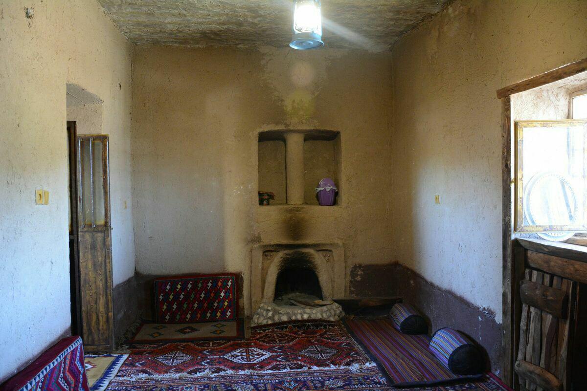 اقامتگاه بوم گردی آسمان آبی در فسا