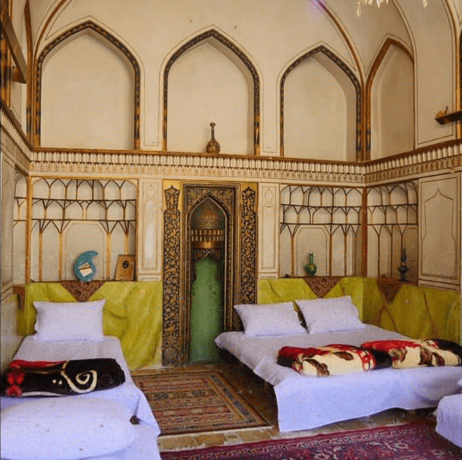 اجاره اقامتگاه بوم گردی نارگل اصفهان