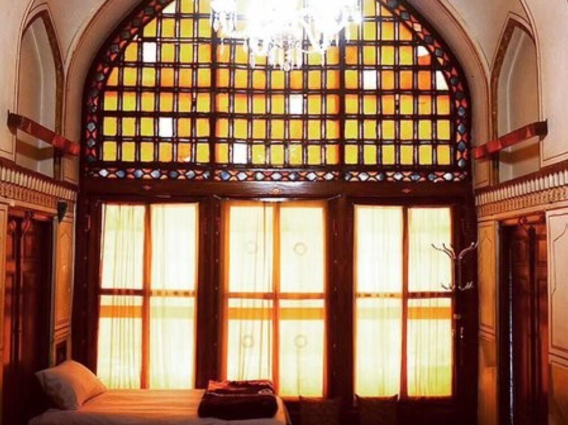 اجاره اقامتگاه بوم گردی نارگل اصفهان