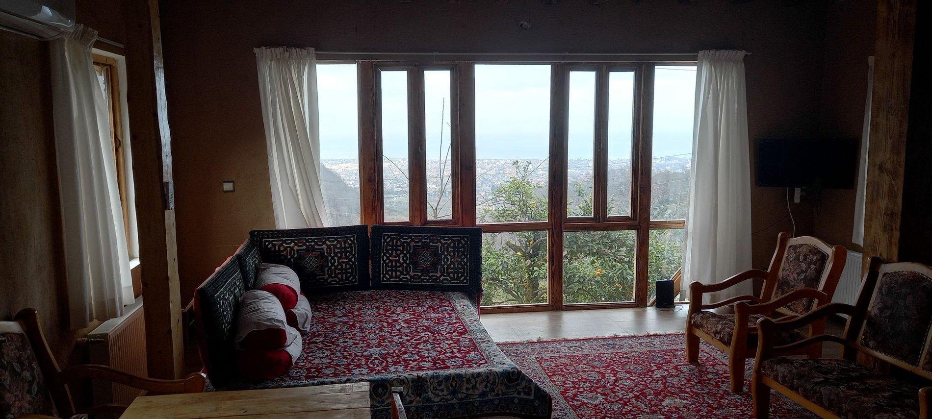 اجاره کلبه دوخوابه با جکوزی روباز