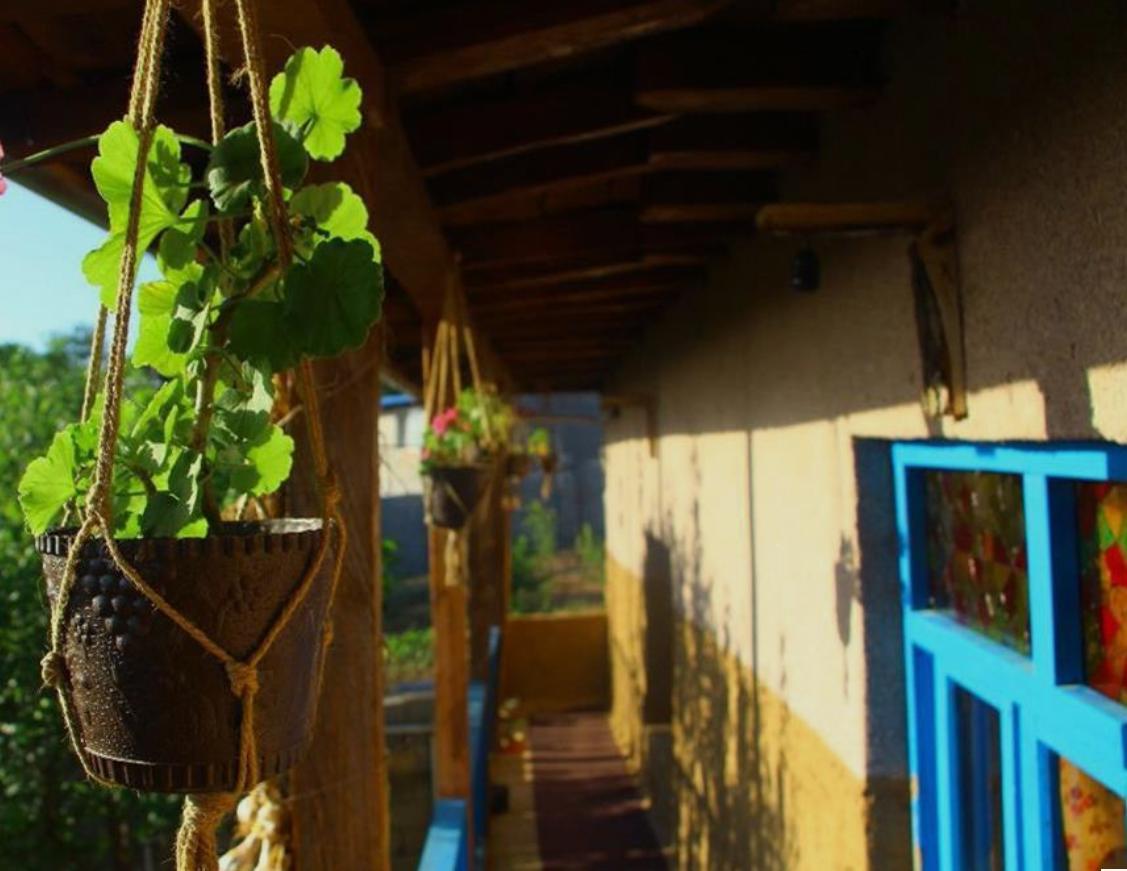 اجاره اقامتگاه بوم گردی ماه جون ساری