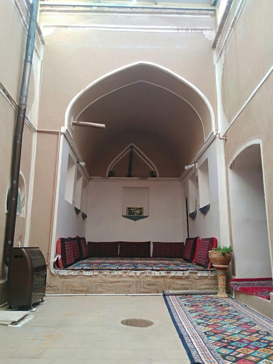 اقامتگاه بوم گردی خانه حسین پور در بشرویه