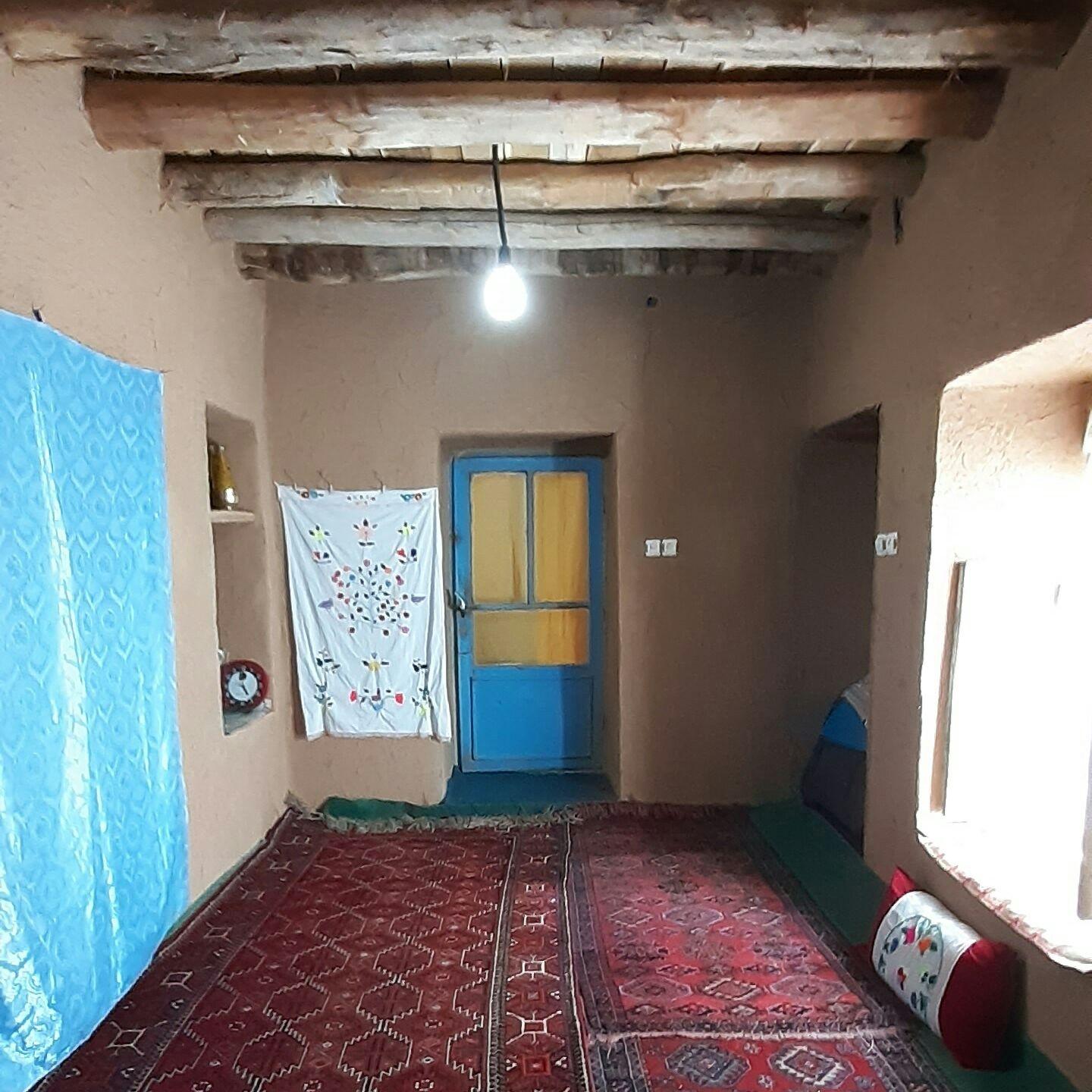 اقامتگاه بوم گردی رویین دژ در اسفراین