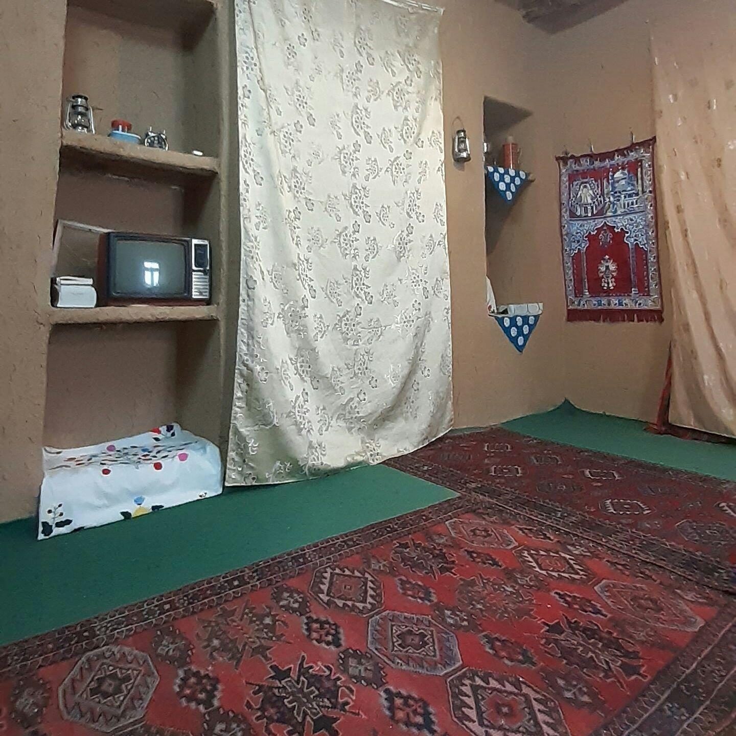 اقامتگاه بوم گردی رویین دژ در اسفراین