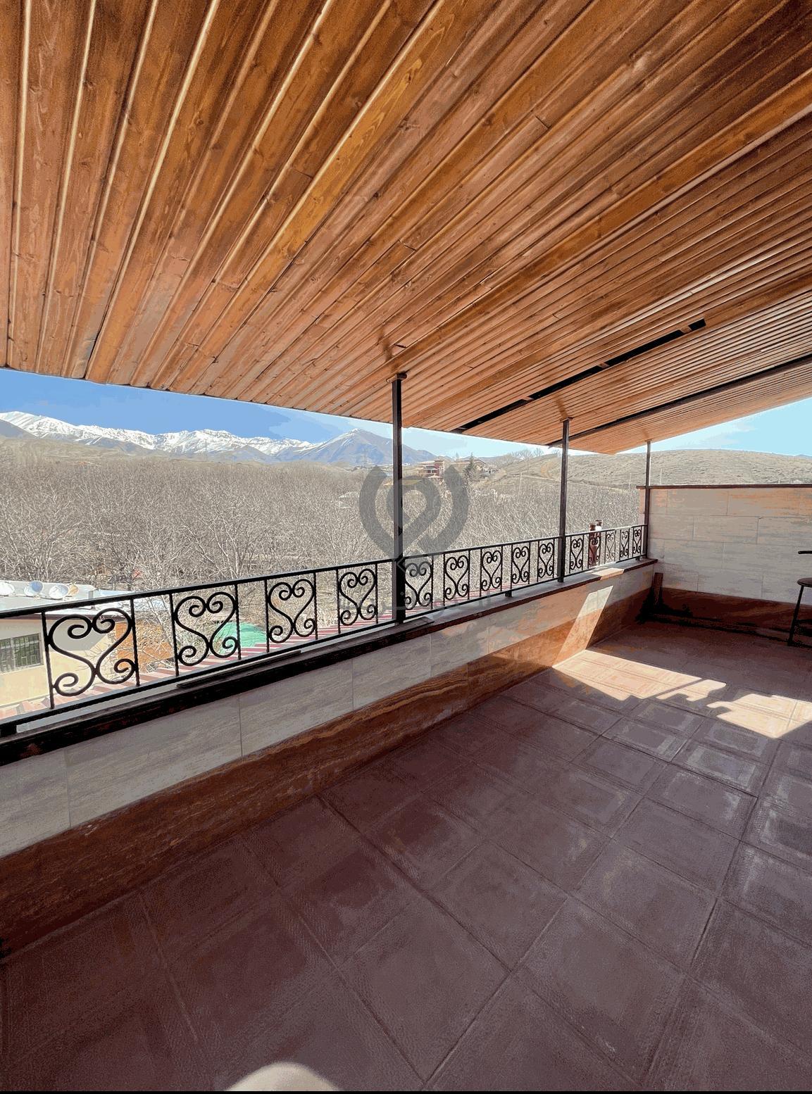 اجاره ویلا جنگلی کردان استخر اب گرم