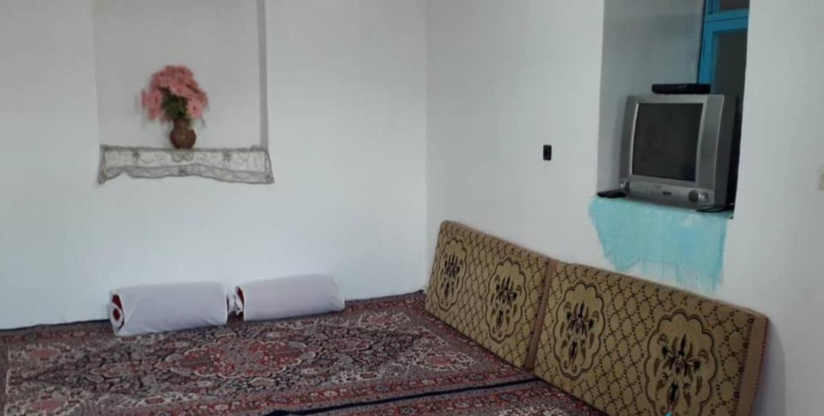 اقامتگاه بوم گردی عرشیا در رودبار