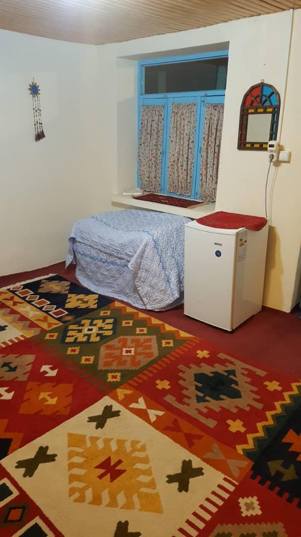 اقامتگاه بوم گردی الا تی تی در شفت