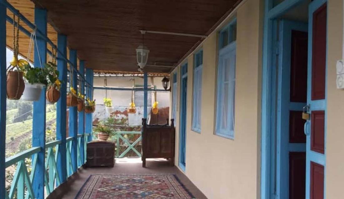 اقامتگاه بوم گردی بام املش در املش