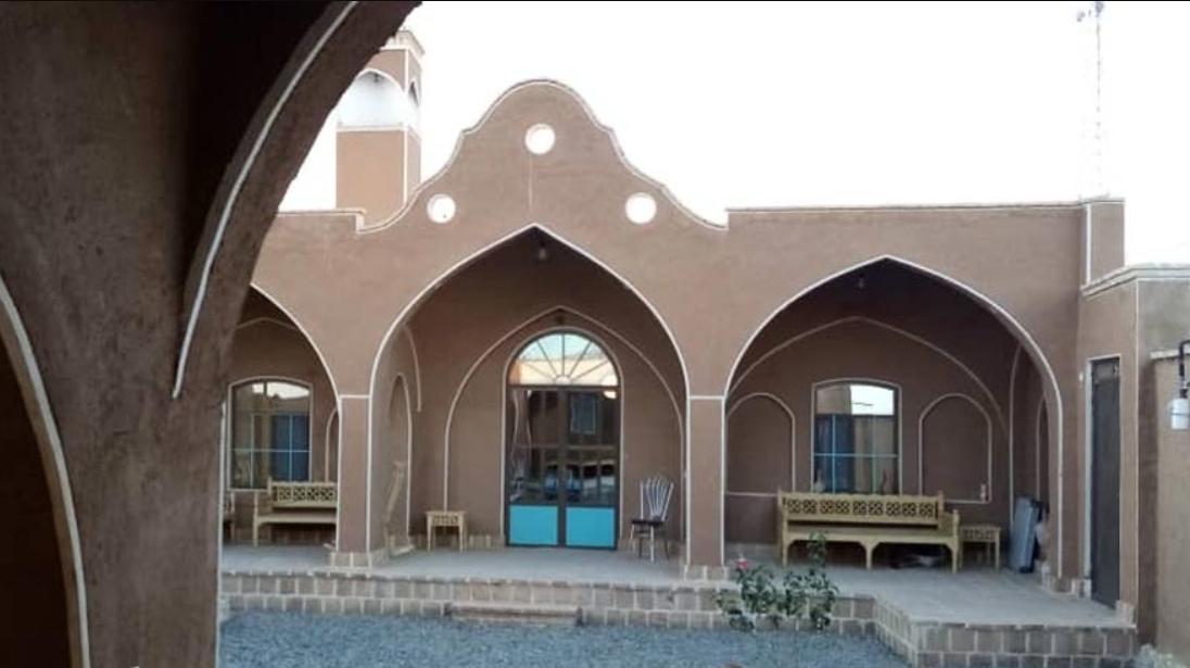 بوم گردی مهر و ماه کویر ابوزید آباد