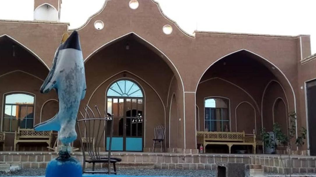 بوم گردی مهر و ماه کویر ابوزید آباد