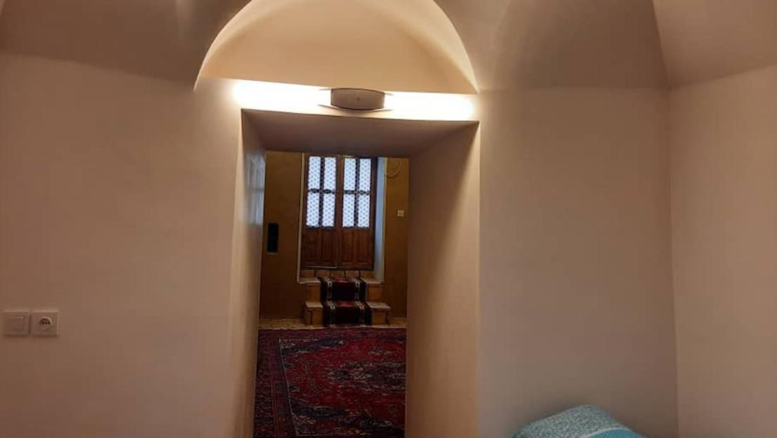 اجاره اقامتگاه بوم گردی افوشتا در نطنز